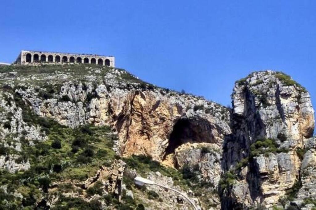Inclanto Beach House, Mare A 150 Mt Terracina Bagian luar foto